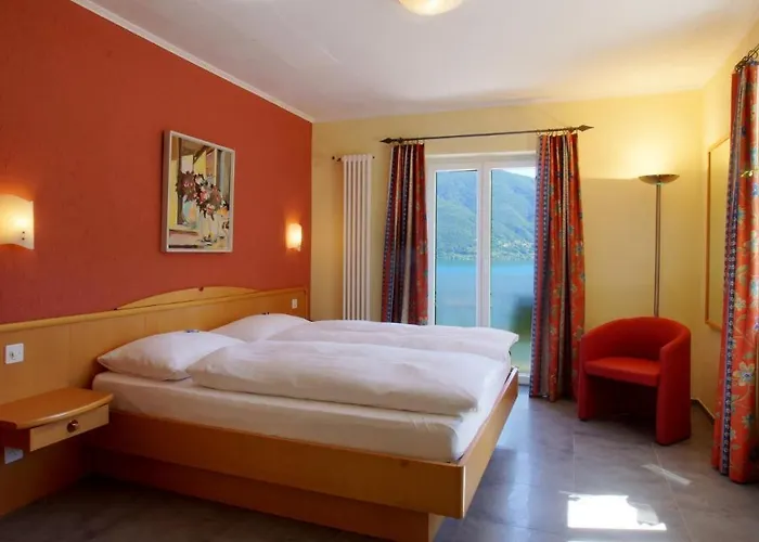 Collinetta Готель