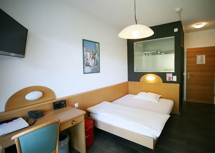 Collinetta ホテル 3*